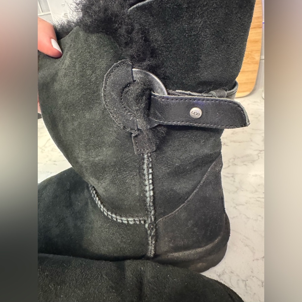 Ugg boots with buckle - black - Picture 2 of 4
